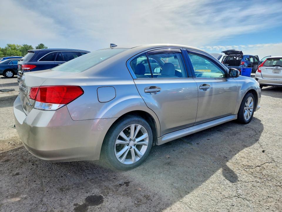 صورة رقم 3 من المزاد - 2014 SUBARU LEGACY مع VIN 4S3BMBC60E3036026