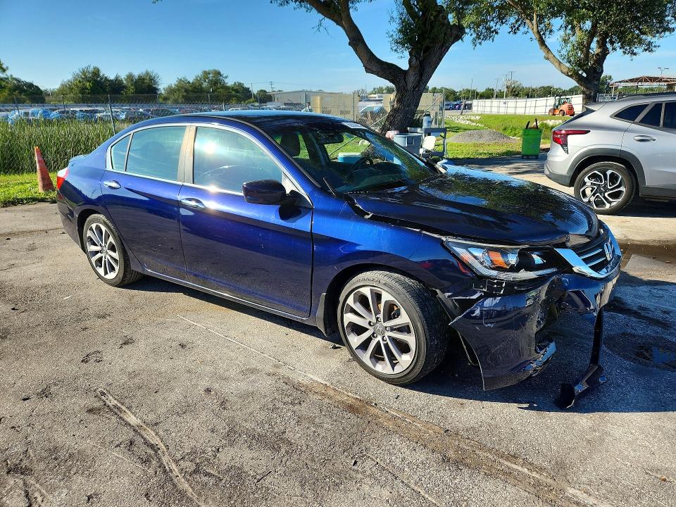 Photo 4 from auction – 2013 HONDA ACCORD with VIN 1HGCR2F55DA212265