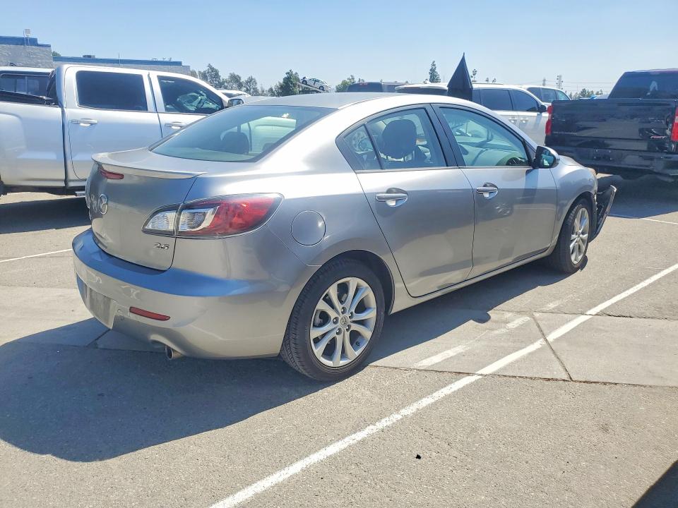 Photo 3 from auction – 2010 MAZDA 3 with VIN JM1BL1S69A1349077