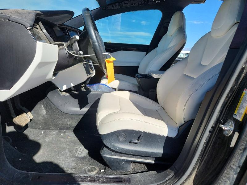 Photo 7 from auction – 2019 TESLA MODEL X with VIN 5YJXCDE22KF180691