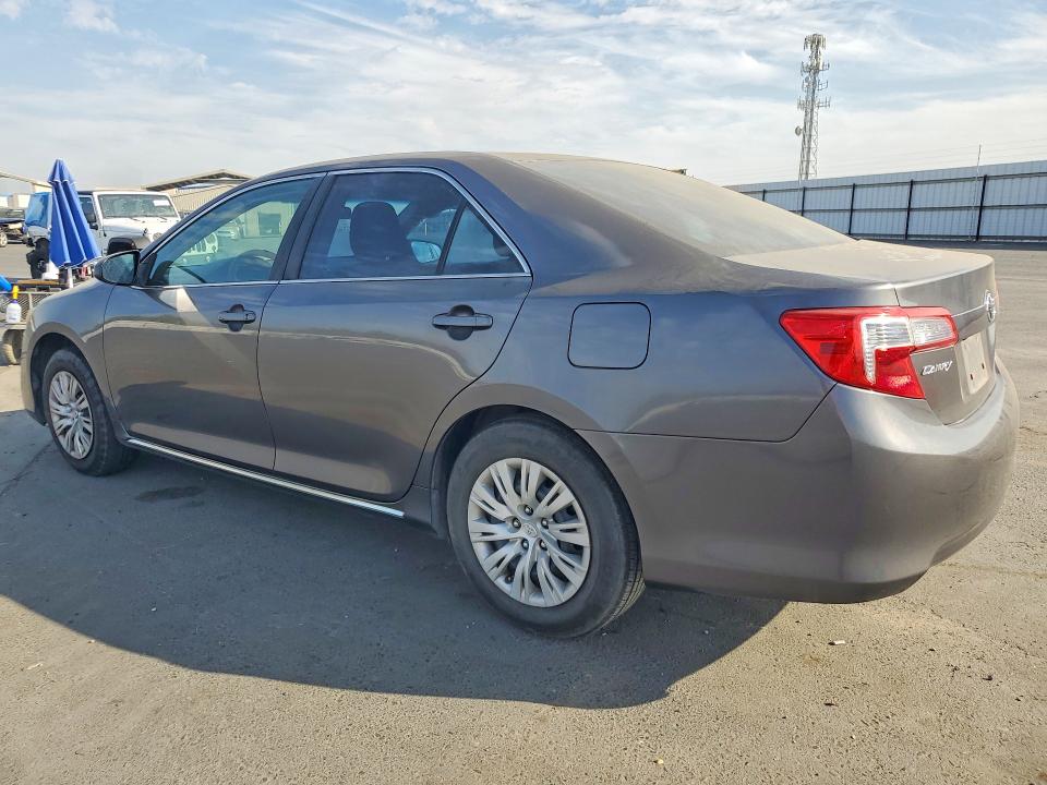 Photo 2 from auction – 2014 TOYOTA CAMRY with VIN 4T4BF1FKXER385252
