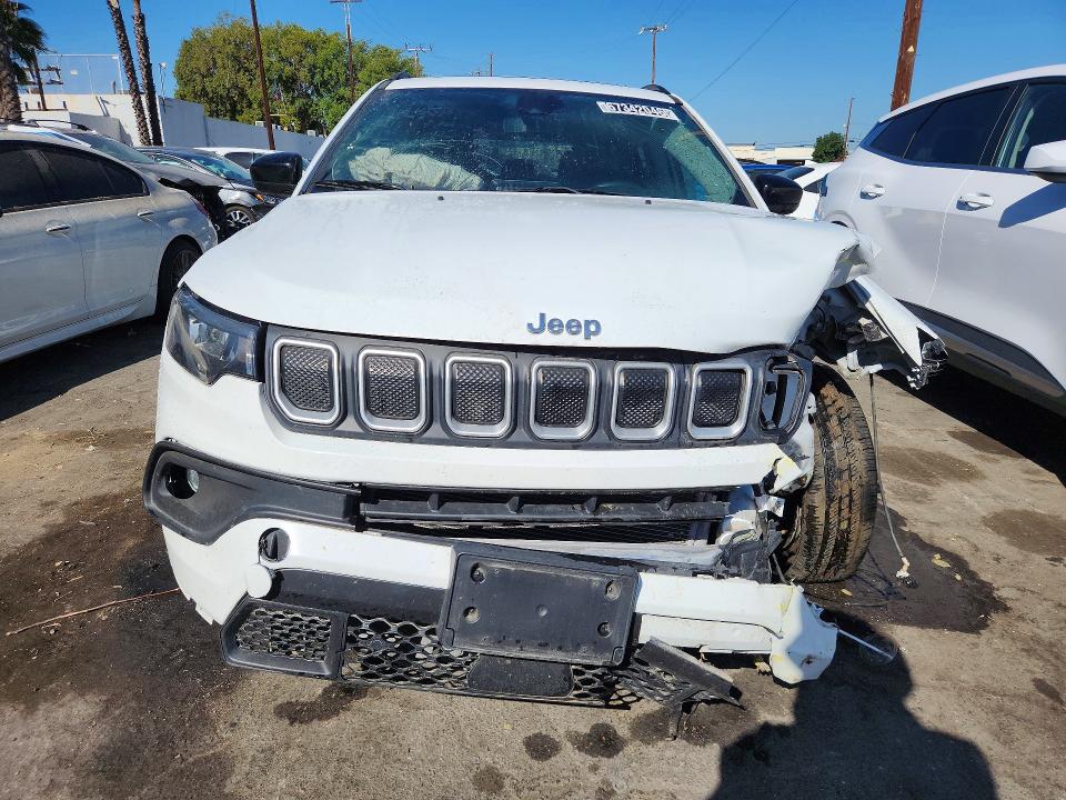 Foto 5 de la subasta – 2022 JEEP COMPASS con VIN 3C4NJCBB5NT166334