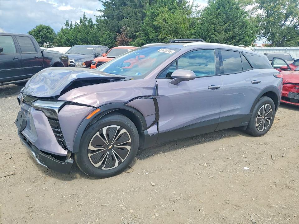 CHEVROLET BLAZER 2024 with VIN 3GNKDBRJXRS202460 - Photo from auction
