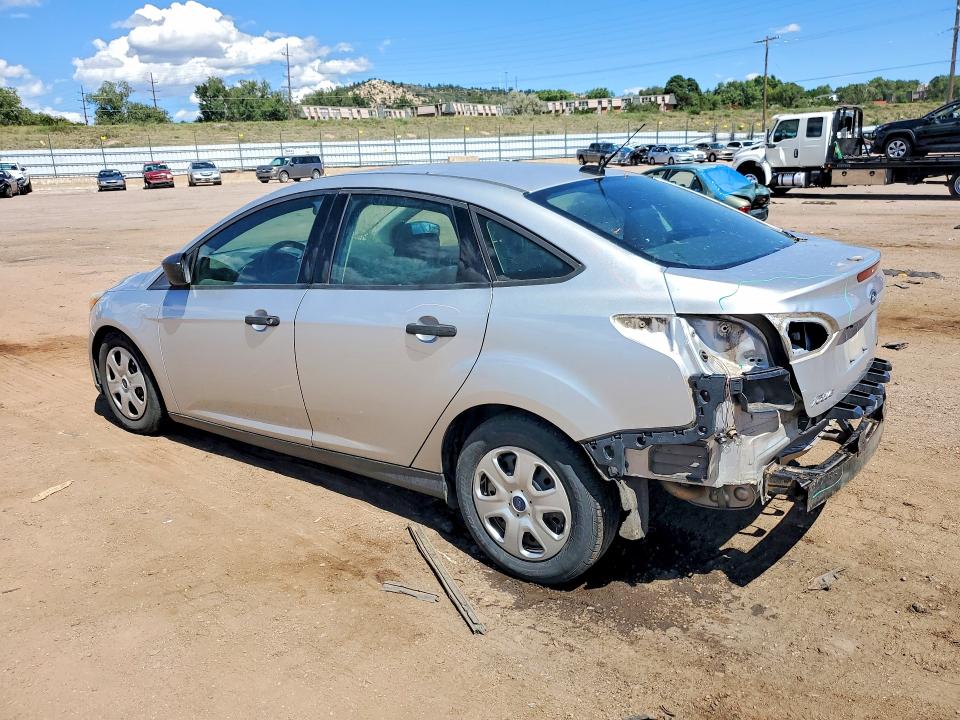 Photo 2 from auction – 2016 FORD FOCUS with VIN 1FADP3E21GL398794