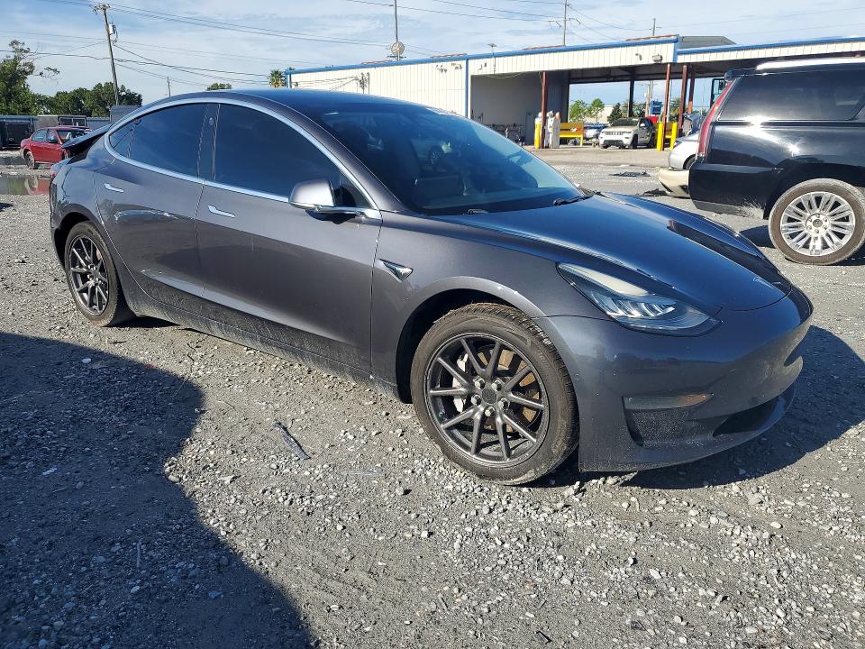 Photo 4 from auction – 2019 TESLA MODEL 3 with VIN 5YJ3E1EA8KF331323