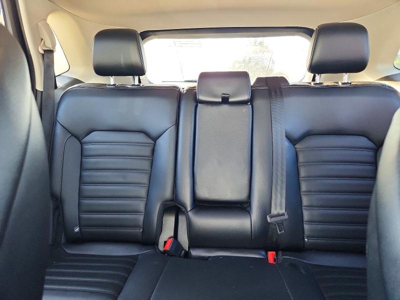 Photo 10 from auction – 2019 FORD EDGE with VIN 2FMPK3J94KBC73950
