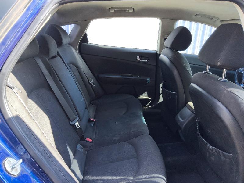 Photo 10 from auction – 2017 KIA OPTIMA with VIN 5XXGT4L35HG120292