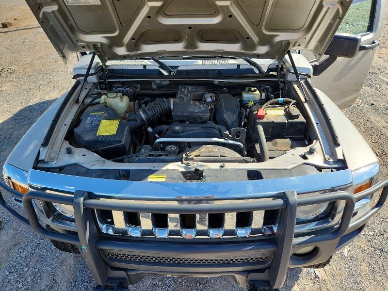 Photo 12 from auction – 2006 HUMMER H3 with VIN 5GTDN136068176865
