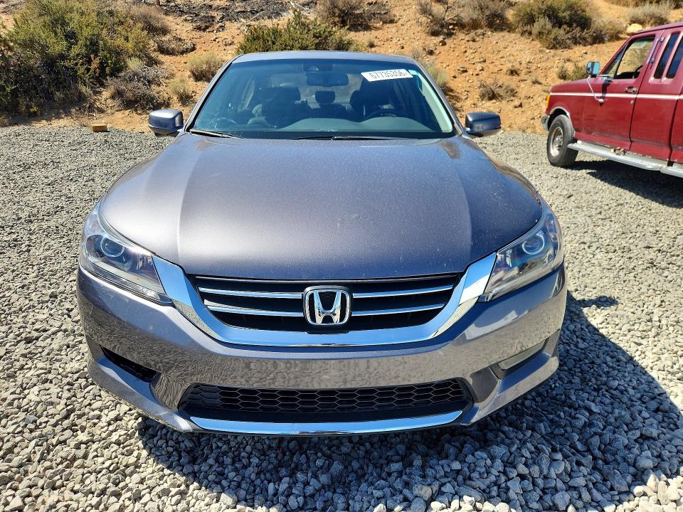 Снимка 5 от търг – 2013 HONDA ACCORD с VIN 1HGCR2F81DA147148