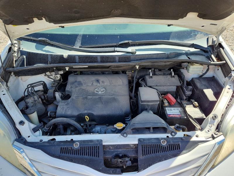 Photo 12 from auction – 2015 TOYOTA SIENNA with VIN 5TDKK3DC0FS568585