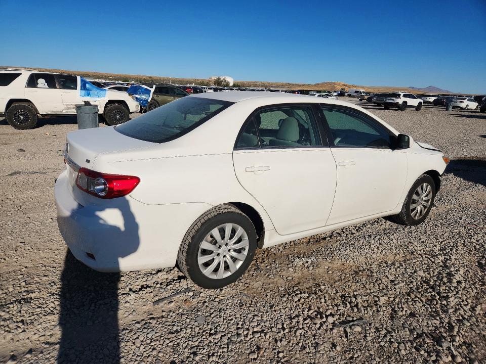 Photo 3 from auction – 2013 TOYOTA COROLLA with VIN 2T1BU4EE5DC964002