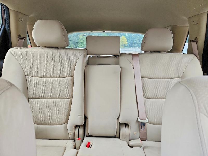 Снимка 10 от търг – 2013 KIA SORENTO с VIN 5XYKT3A63DG353790