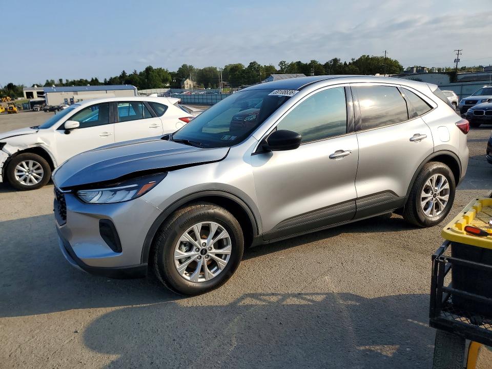 FORD ESCAPE 2023 with VIN 1FMCU9GN9PUB17789 - Photo from auction