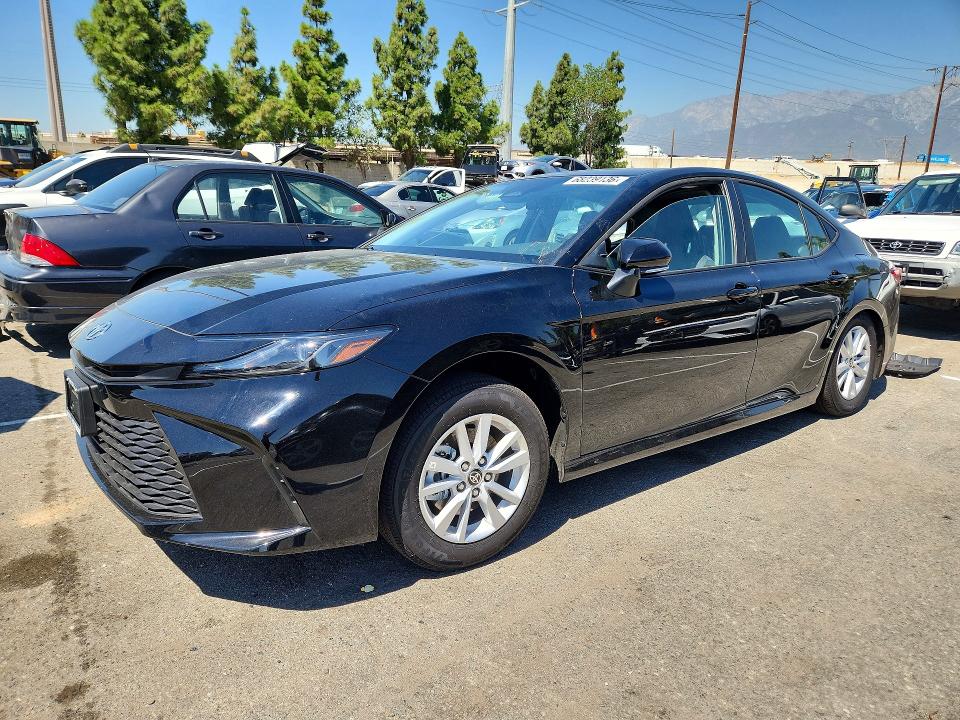 Photo 1 from auction – 2026 TOYOTA CAMRY with VIN 4T1DAACKXTU762228