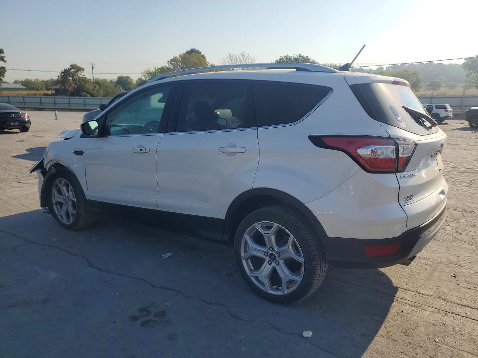 Снимка 2 от търг – 2018 FORD ESCAPE с VIN 1FMCU9J90JUB36055