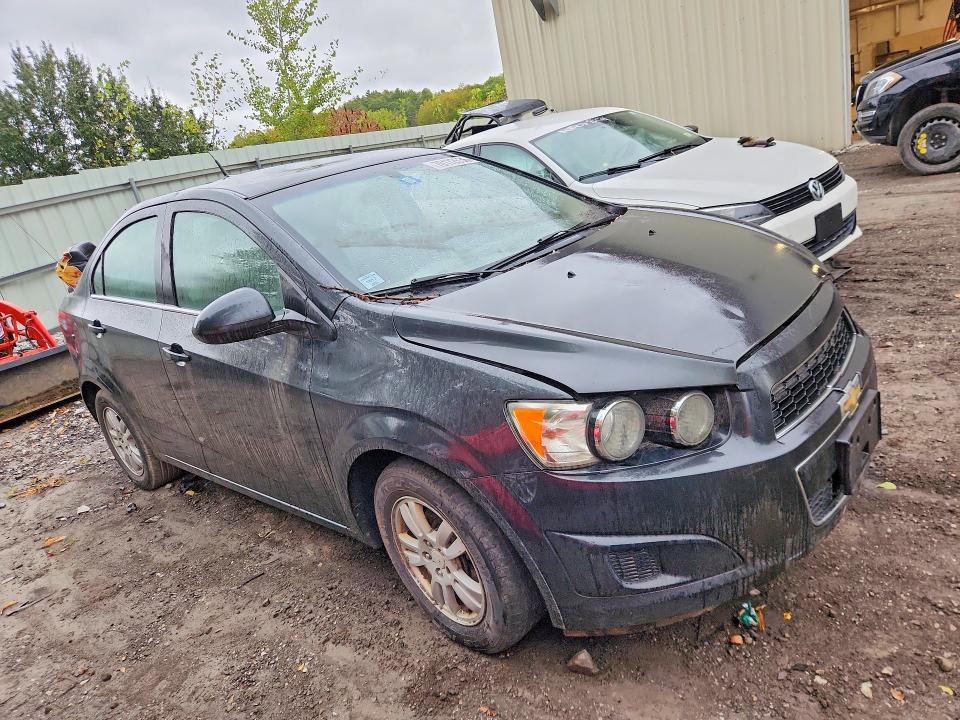 Снимка 4 от търг – 2014 CHEVROLET SONIC с VIN 1G1JC5SG8E4218196