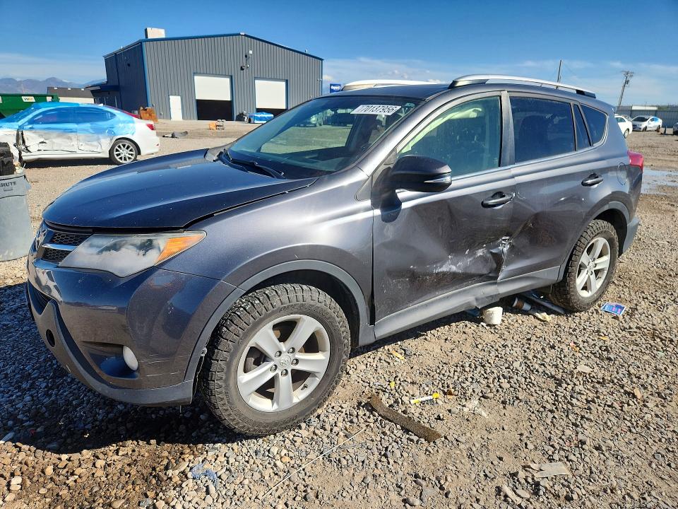 TOYOTA RAV4 2014 с VIN JTMRFREVXED084651 - Снимка от търг