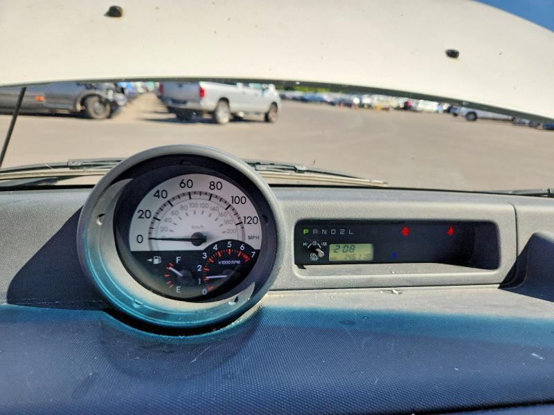 Photo 9 from auction – 2006 SCION XB with VIN JTLKT324264066136