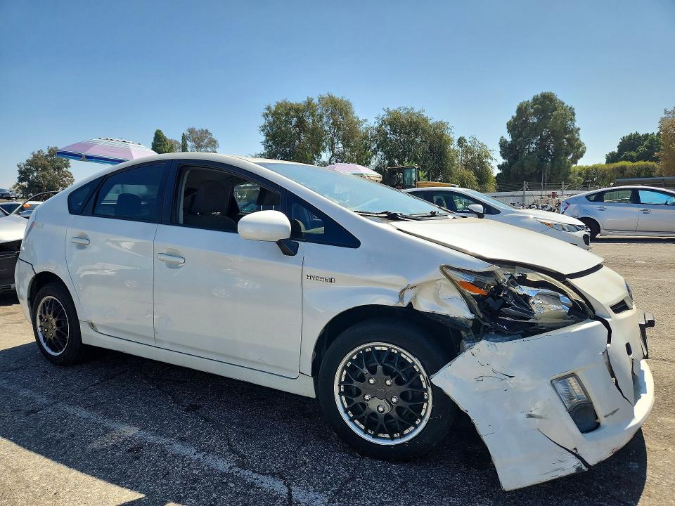 Photo 4 from auction – 2011 TOYOTA PRIUS with VIN JTDKN3DU4B0254919
