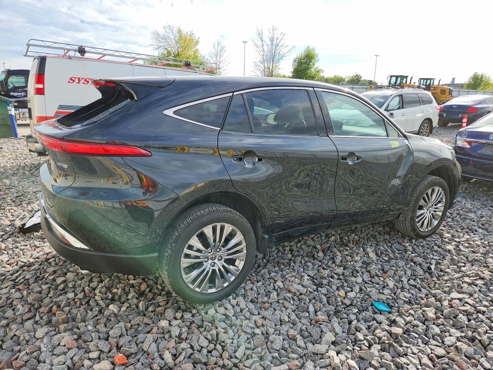 Photo 3 from auction – 2023 TOYOTA VENZA with VIN JTEAAAAH3PJ148283