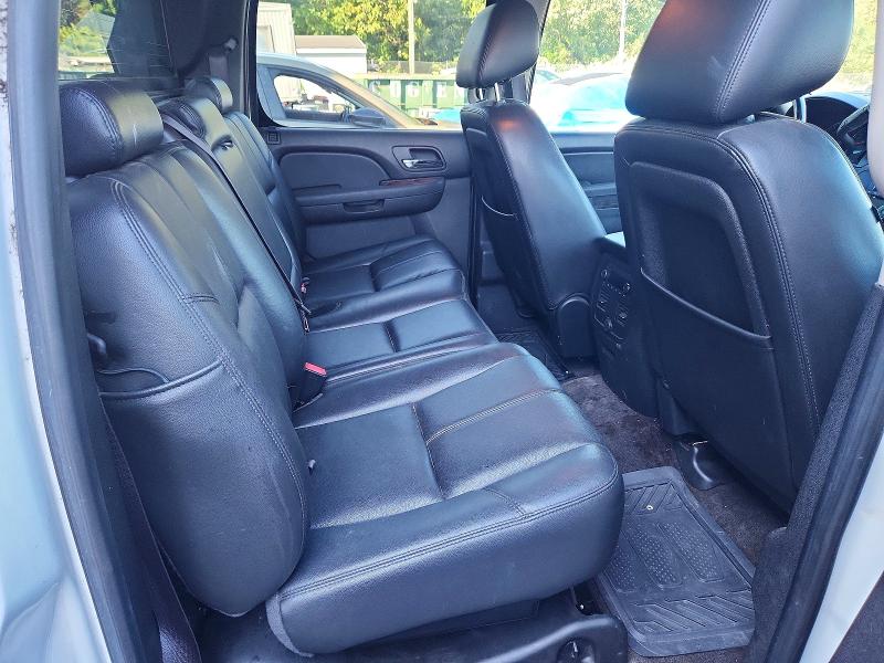 Photo 10 from auction – 2012 CHEVROLET AVALANCHE with VIN 3GNTKFE7XCG268724