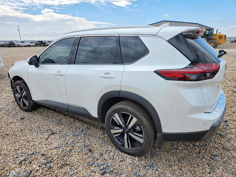 Photo 2 from auction – 2024 NISSAN ROGUE with VIN 5N1BT3CA3RC746004