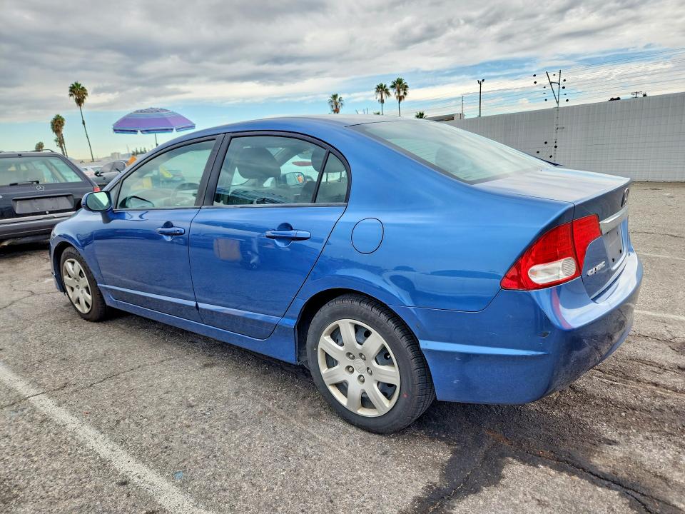 Photo 2 from auction – 2010 HONDA CIVIC with VIN 19XFA1F56AE018091