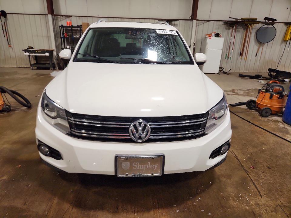 Снимка 5 от търг – 2012 VOLKSWAGEN TIGUAN с VIN WVGBV7AX3CW609515