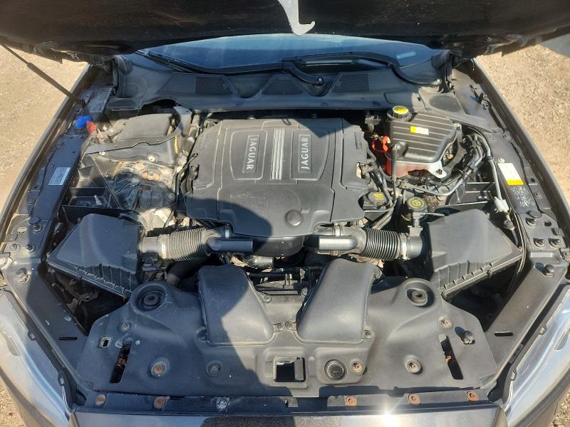 Photo 11 from auction – 2013 JAGUAR XJL with VIN SAJWJ2GD5D8V49343