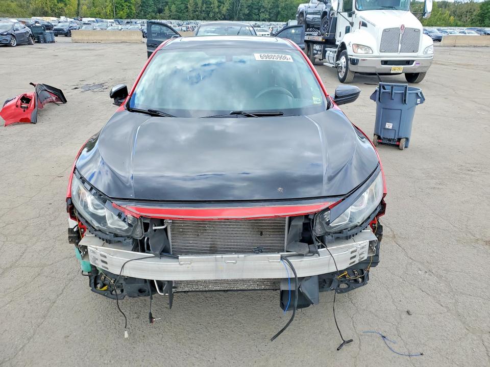 Снимка 5 от търг – 2018 HONDA CIVIC с VIN 2HGFC2F72JH611115