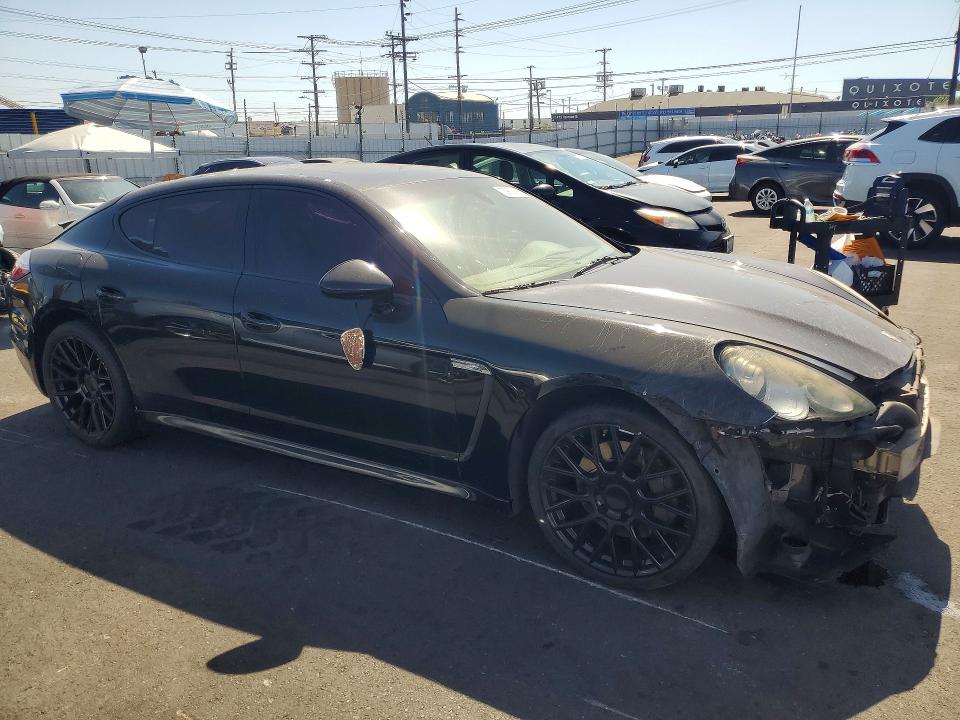 Foto 4 de la subasta – 2011 PORSCHE PANAMERA con VIN WP0AA2A75BL014857