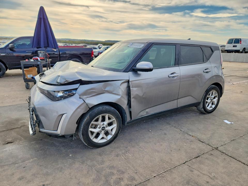 KIA SOUL 2023 с VIN KNDJ23AU5P7884312 - Снимка от търг