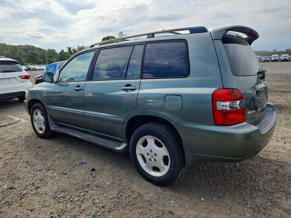Photo 2 from auction – 2005 TOYOTA HIGHLANDER with VIN JTEEP21A650105049