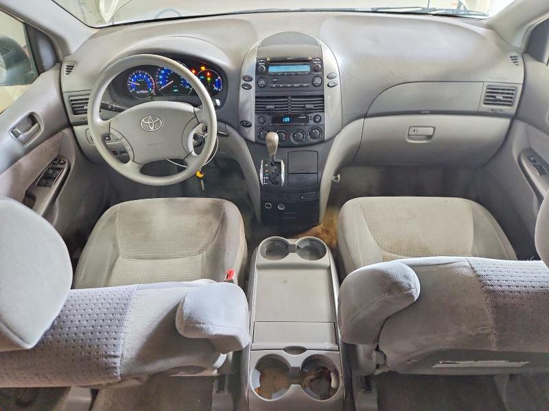 Photo 8 from auction – 2006 TOYOTA SIENNA with VIN 5TDZA23C86S454900