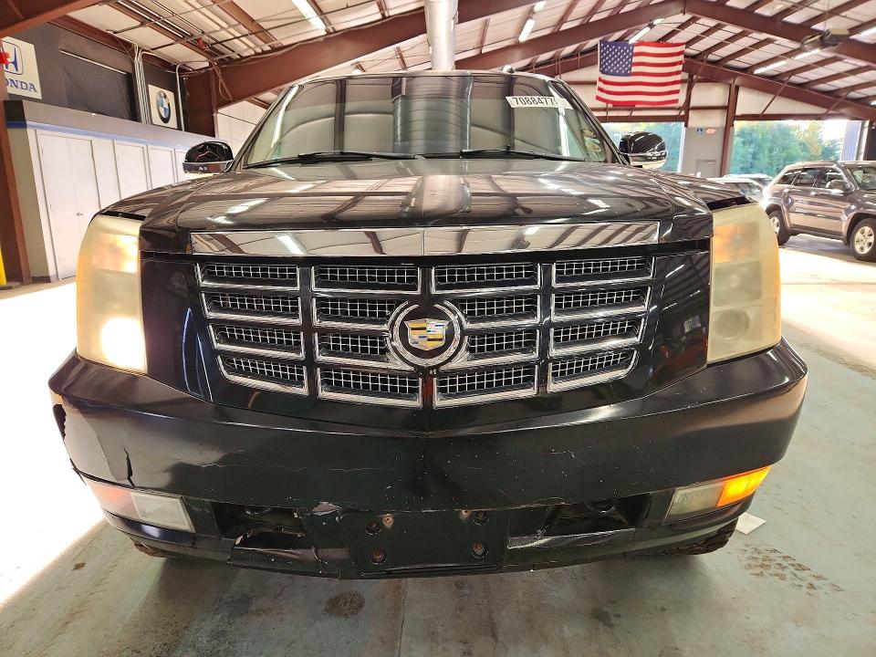 Photo 5 from auction – 2007 CADILLAC ESCALADE with VIN 1GYFK63887R195872