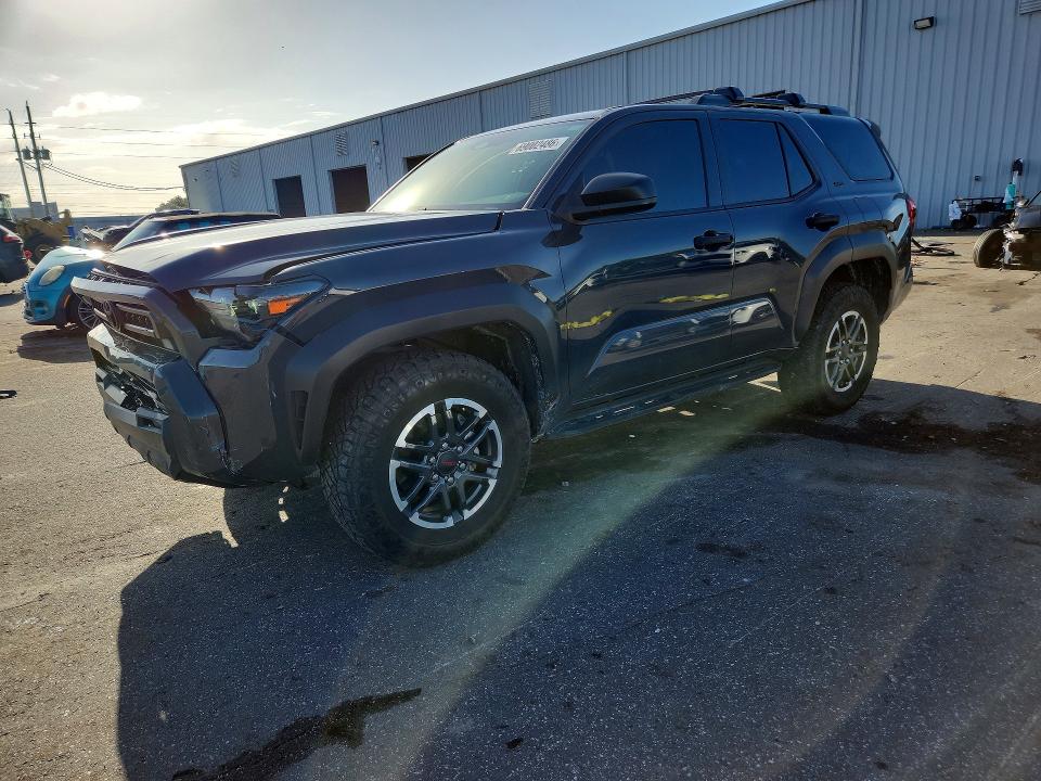TOYOTA 4RUNNER 2025 с VIN JTEVA5BR8S5006433 - Снимка от търг