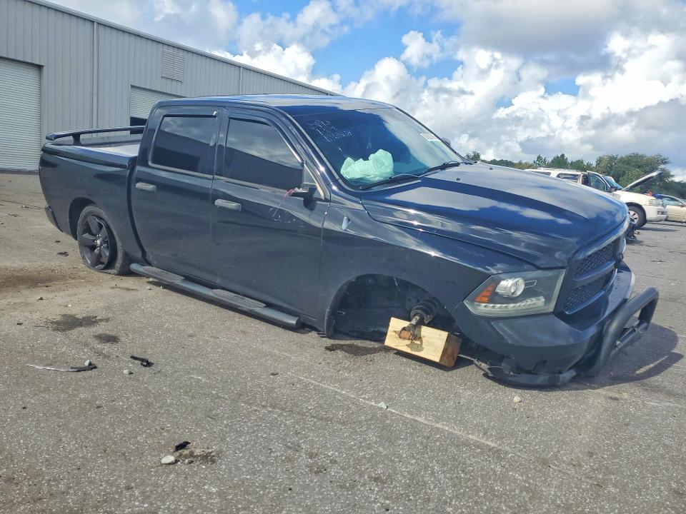 Photo 4 from auction – 2014 RAM 1500 with VIN 1C6RR7KT7ES116599