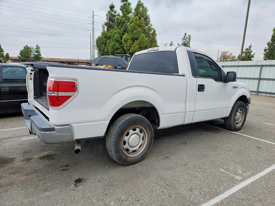 Photo 3 from auction – 2014 FORD F150 with VIN 1FTMF1CM4EKD54037