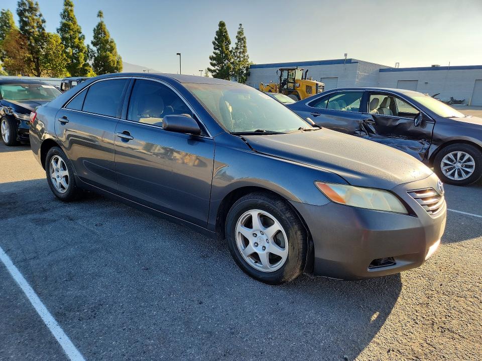Photo 4 from auction – 2007 TOYOTA CAMRY with VIN 4T1BE46K07U149016