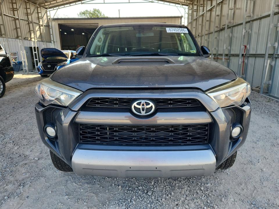 Photo 5 from auction – 2015 TOYOTA 4RUNNER with VIN JTEBU5JRXF5220972