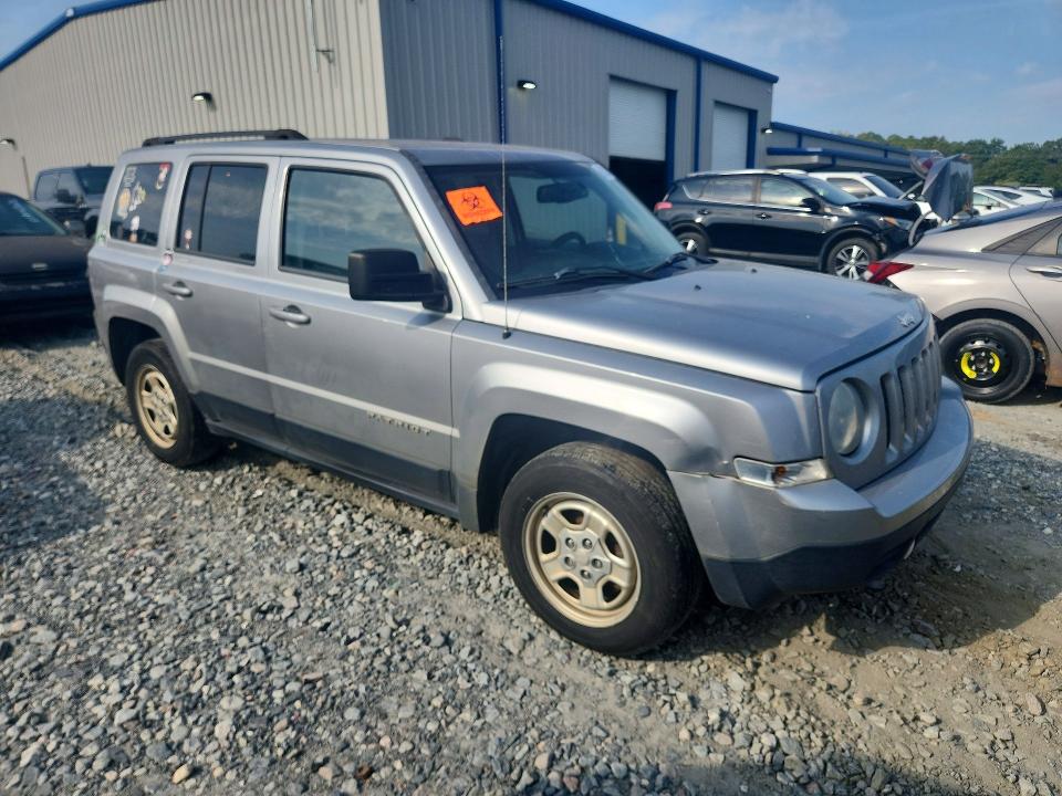 Photo 4 from auction – 2017 JEEP PATRIOT with VIN 1C4NJPBA0HD212094