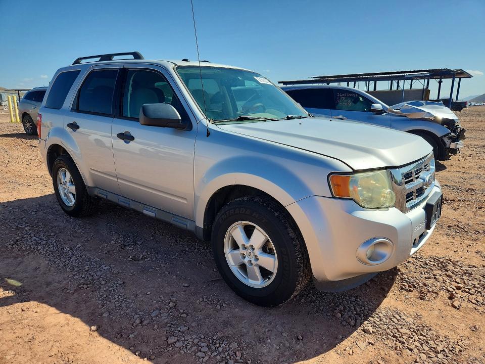 Photo 4 from auction – 2010 FORD ESCAPE with VIN 1FMCU0D71AKD21328