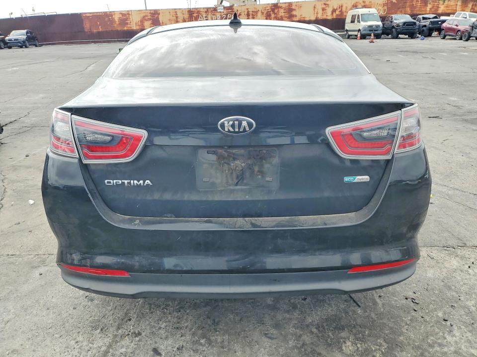 Zdjęcie 6 z aukcji – 2014 KIA OPTIMA z VIN KNAGM4AD0E5065790