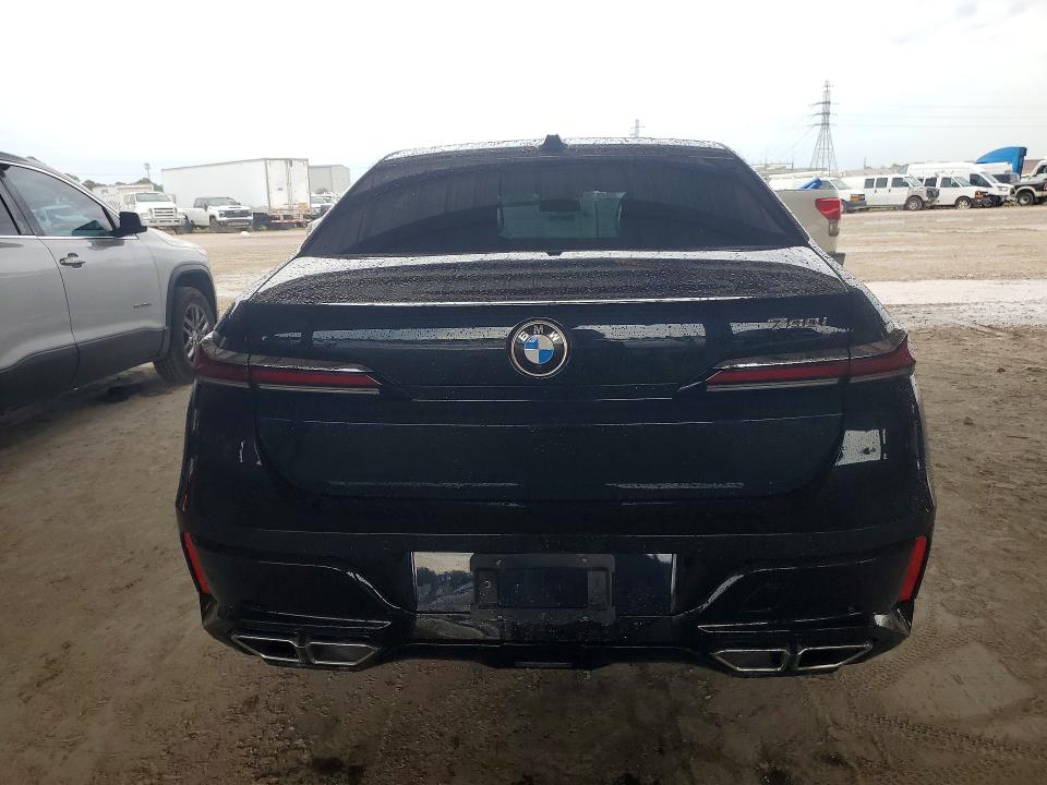 Photo 6 from auction – 2023 BMW 760 with VIN WBA33EJ0XPCM28471