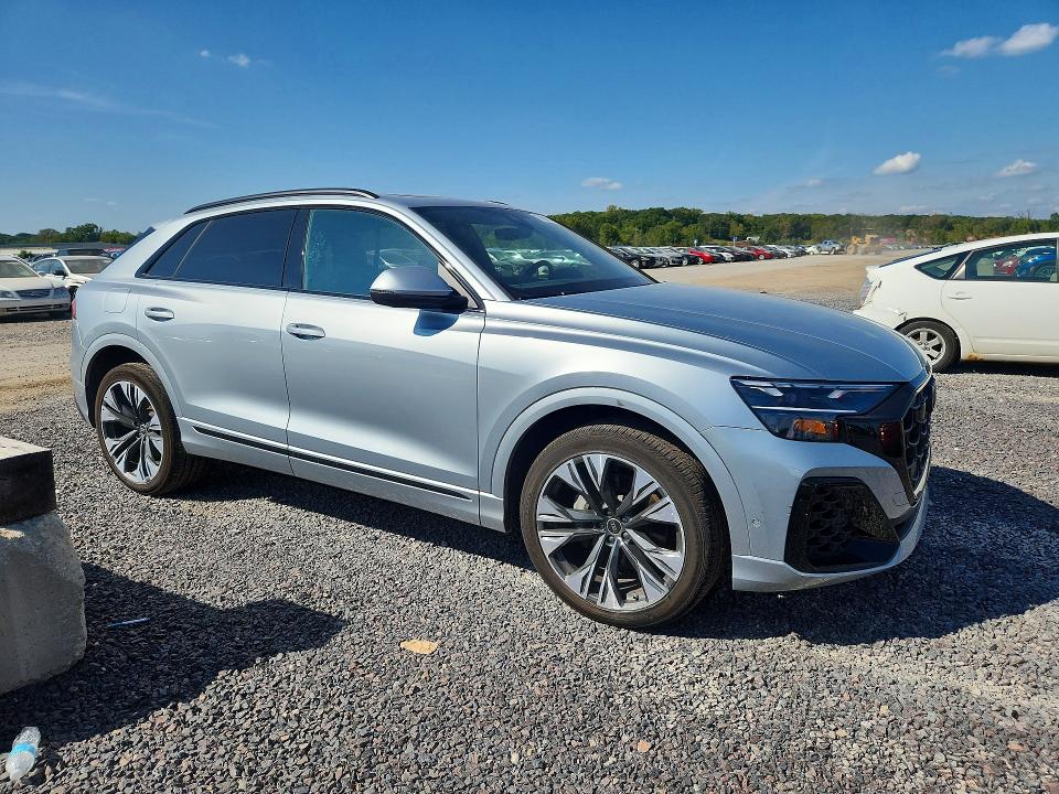 Снимка 4 от търг – 2024 AUDI Q8 с VIN WA1EVBF14RD015667