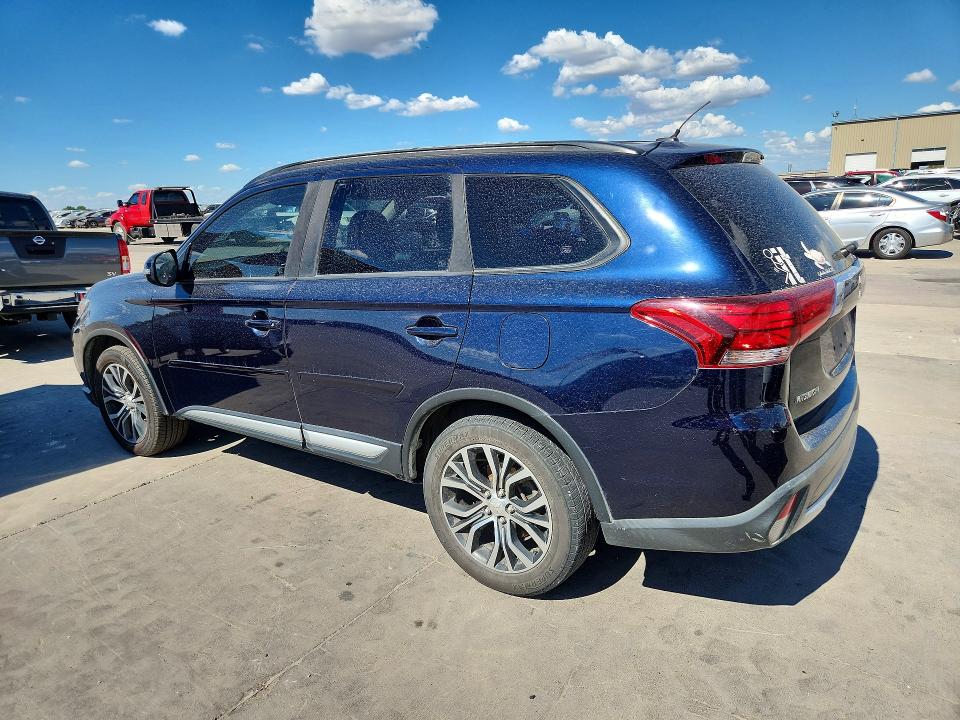 Photo 2 from auction – 2016 MITSUBISHI OUTLANDER with VIN JA4AD3A30GZ045782