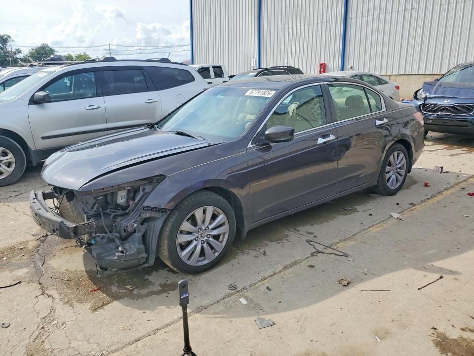 HONDA ACCORD 2011 with VIN 1HGCP3F83BA017025 - Photo from auction