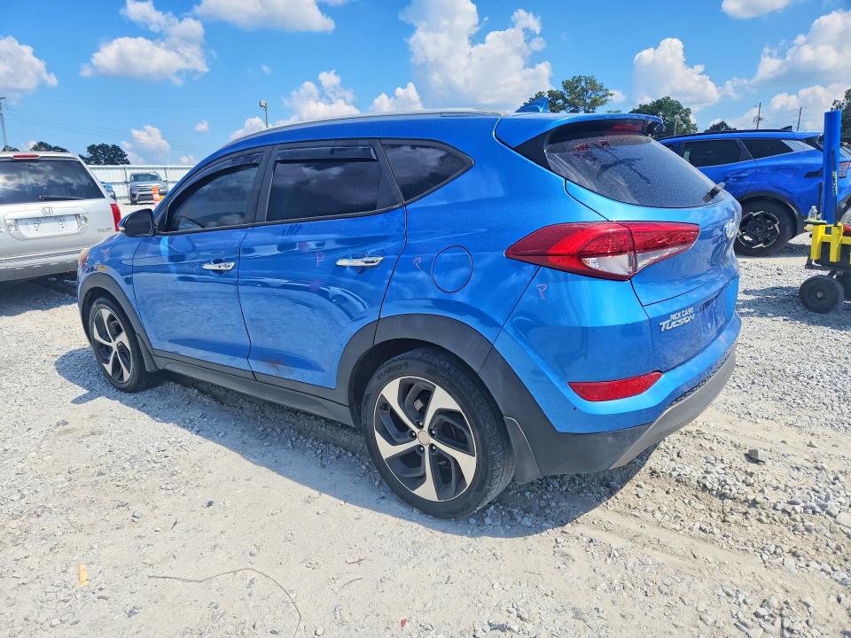 Photo 2 from auction – 2016 HYUNDAI TUCSON with VIN KM8J33A28GU185149