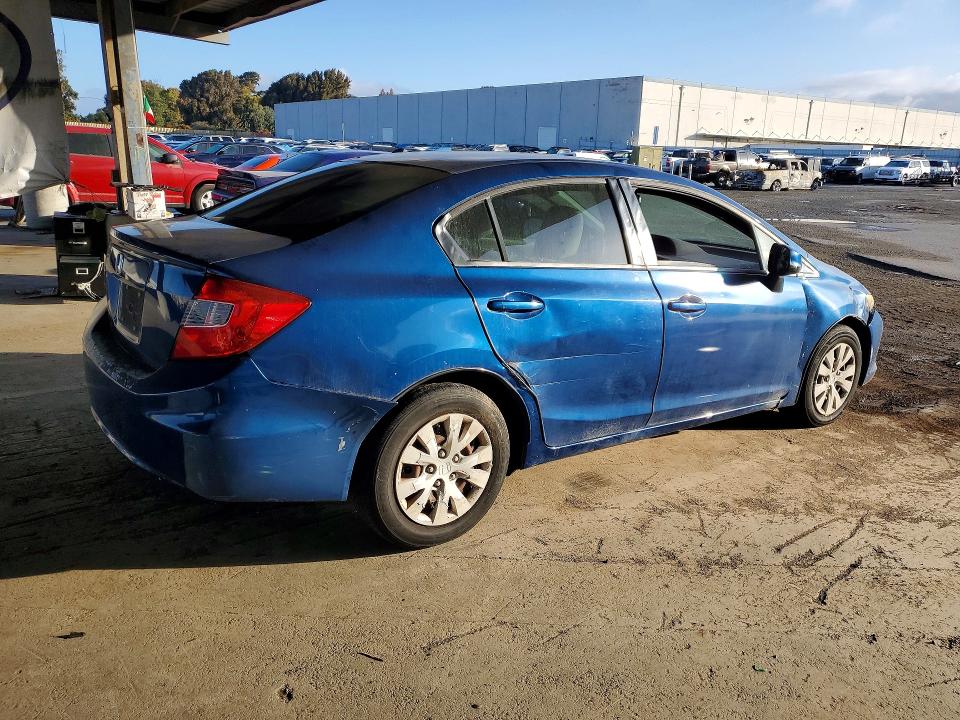 Photo 3 from auction – 2012 HONDA CIVIC with VIN 19XFB2F59CE344599