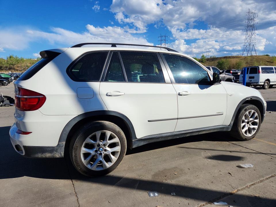 Photo 3 from auction – 2012 BMW X5 with VIN 5UXZV4C56CL762113
